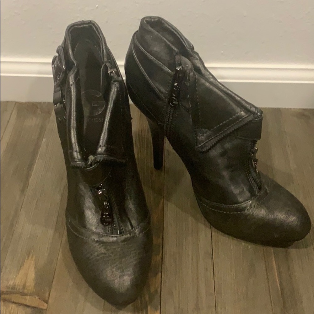 Guess Gunmetal Ankle Heels Booties Boots Shoes